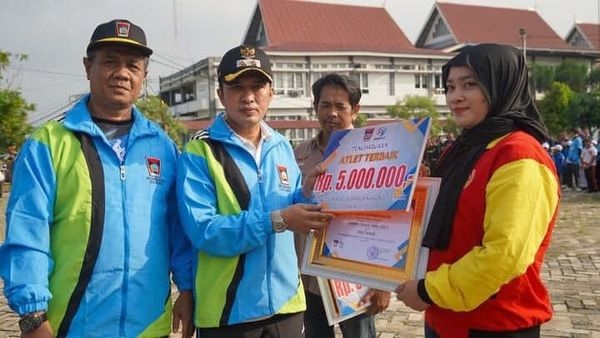 Foto Haornas Ke-40, Wawako Padang Beri Apresiasi pada Olahragawan