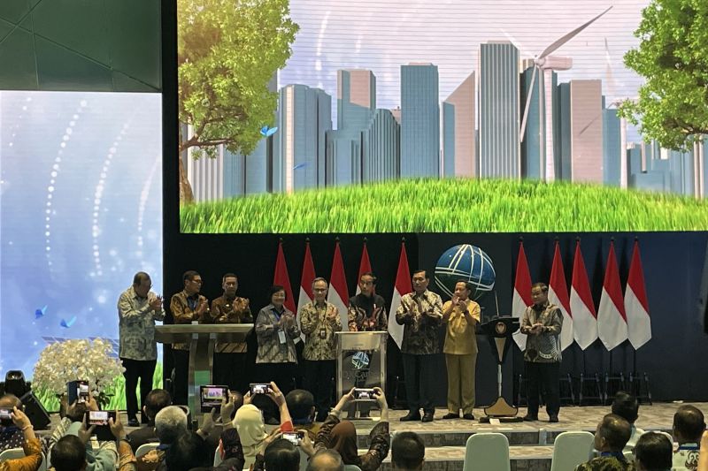 Foto Jokowi: Bursa Karbon Kontribusi Nyata Indonesia Lawan Krisis Iklim