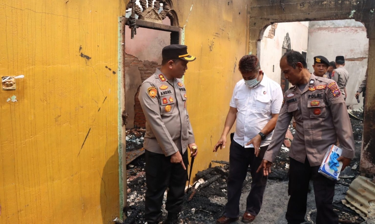 Foto Tiga Orang Dilaporkan Tewas Dalam Kebakaran di Sijunjung, Begini Kronologinya