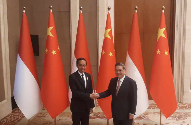 Foto Bertemu PM Tiongkok, Presiden Jokowi Apresiasi Kemitraan Indonesia-RRT