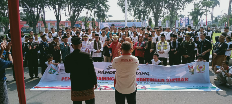 Foto Gubernur Mahyeldi Buka TC Atlet Porwil Sumbar