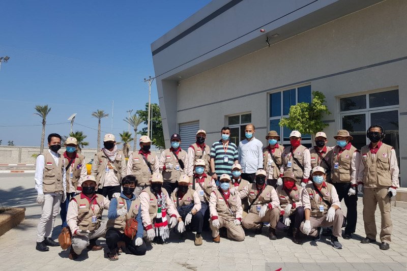 Foto Roket Israel Hantam RS Indonesia, Satu Staf Tewas