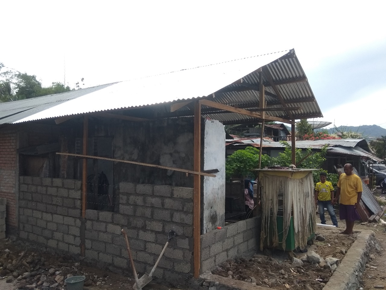 Foto 21 Warga Miskin di Kota Padang Dapat Bantuan Bedah Rumah dari UPZ Baznas Semen Padang