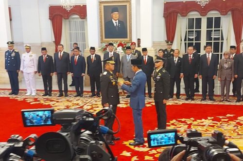 Foto Presiden Jokowi Lantik Maruli Simanjuntak Sebagai KSAD