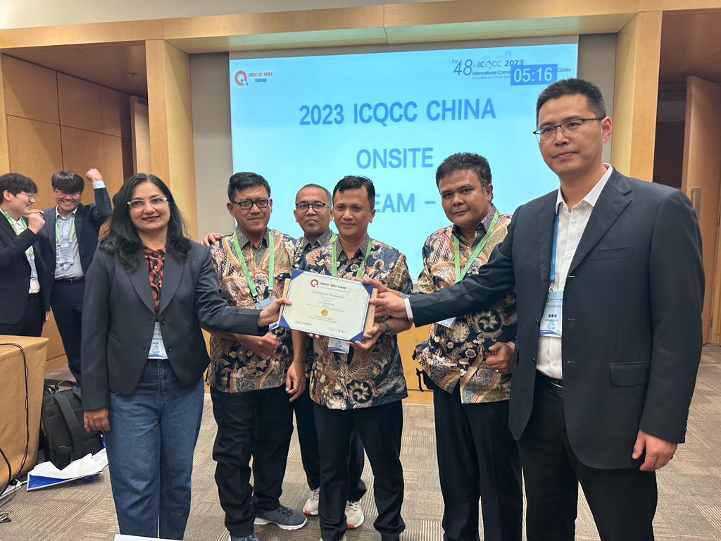 Foto Dua Tim Inovasi Semen Padang Raih Predikat Gold pada ICQCC Beijing