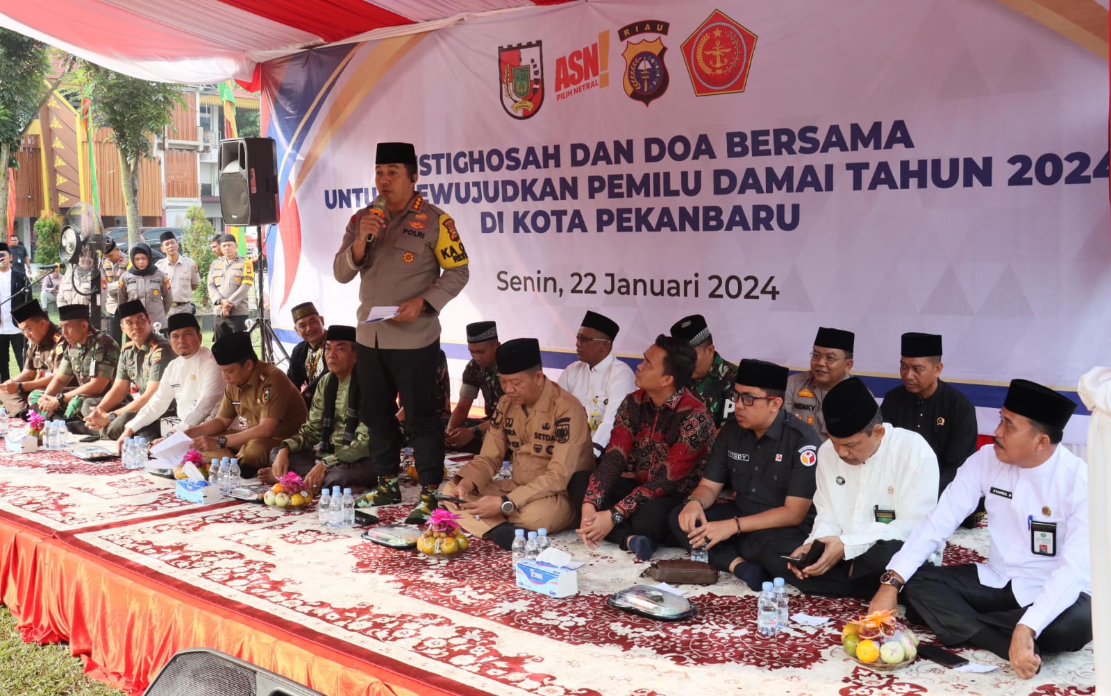 Foto Polresta Pekanbaru dan Pemko Gelar Istighosah dan Doa Bersama Wujudkan Pemilu Damai