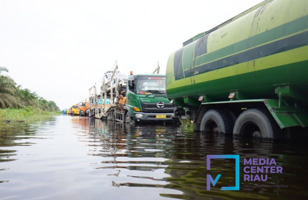 Foto Gubri Usulkan Peningkatan Jalintim ke Pemerintah Pusat, Ini Tujuannya