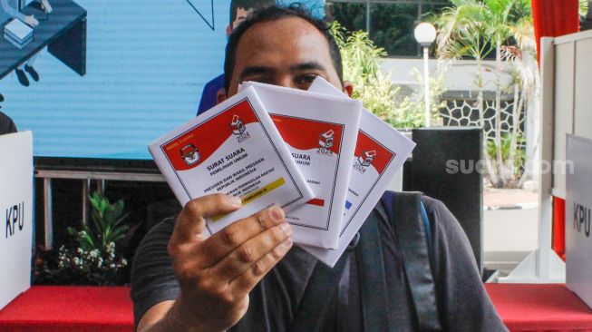 Foto 24.129 Petugas Siap Gelar Pemungutan Suara di Padang