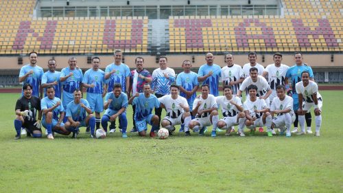 Foto Dispora Riau Gelar Laga Persahabatan untuk Menghidupkan Kembali Stadion Utama Riau