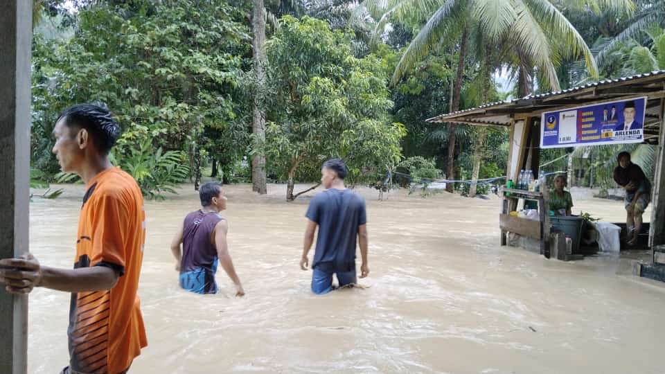 Foto Banjir di Agam, Puluhan Rumah Terendam