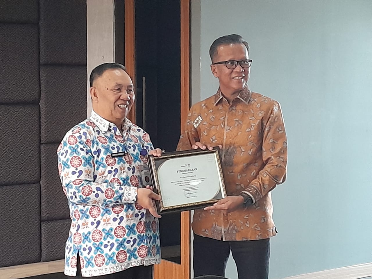 Foto Dukung Program Stunting, Semen Padang Raih Penghargaan dari BKKBN