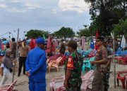 Foto Pol PP Tertibkan PKL di Pantai Padang