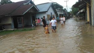 Foto Banjir di Riau Mulai Surut, Tersisa 677 Kepala Keluarga Masih Mengungsi