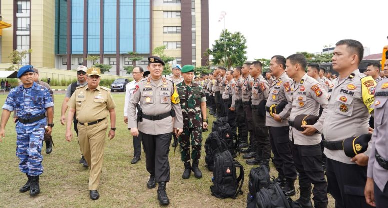 Foto 1.664 Personel Dikerahkan untuk Amankan TPS Pemilu 2024 di Riau