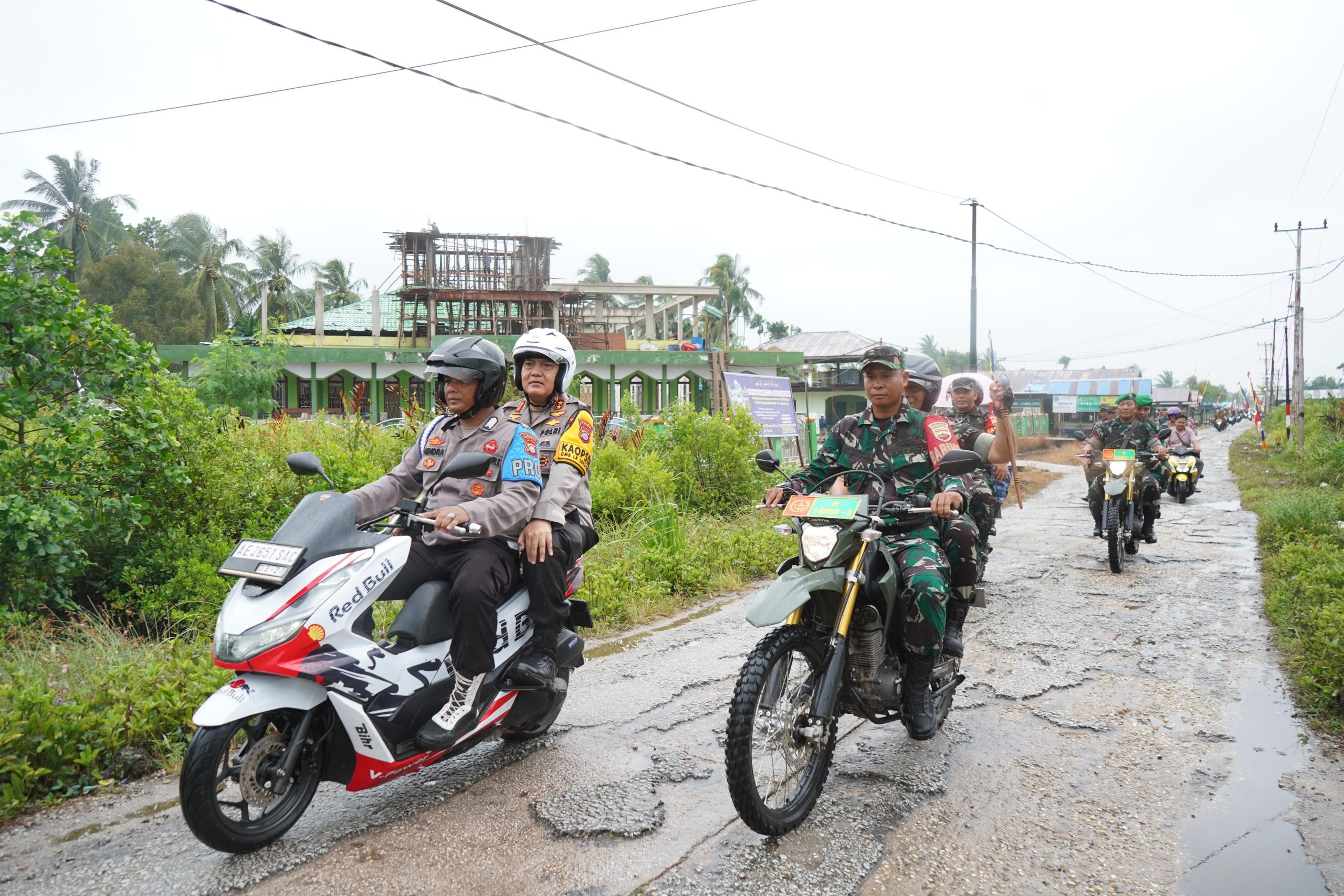 Foto Pemilu 2024 di Pulau Terluar, Kapolda Riau :  Terus Menguatkan Saling Berkomunikasi