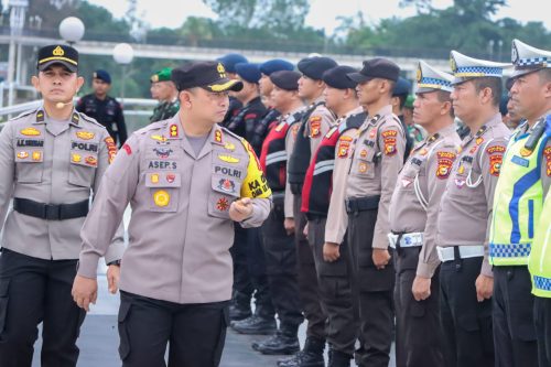 Foto Polres Siak Gelar Apel Kesiapan Pengamanan Pleno Tingkat Kabupaten Siak