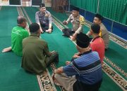 Foto Polsek Senapelan Ajak Jamaah Masjid Nurul Islam Minimalisir Isu Provokatif Pemilu 2024