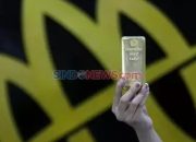 Foto Harga Emas Antam Turun Rp6.000, Jadi Rp1.129.000 per Gram Hari ini