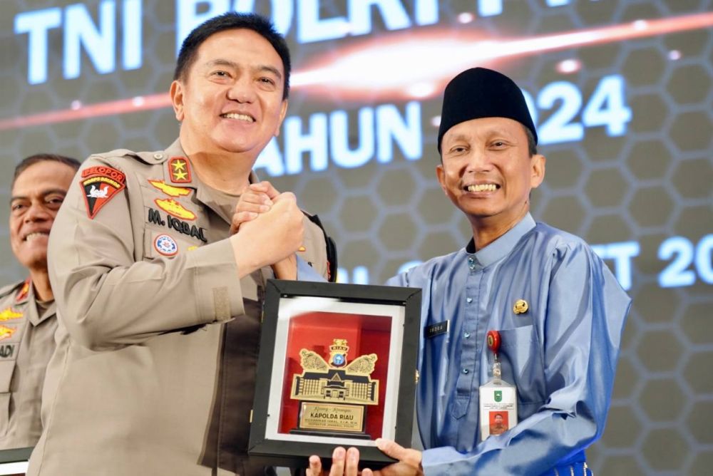 Foto Ikuti Rapim TNI-Polri, Plh Sekda Riau Sampaikan Dua Poin Penting