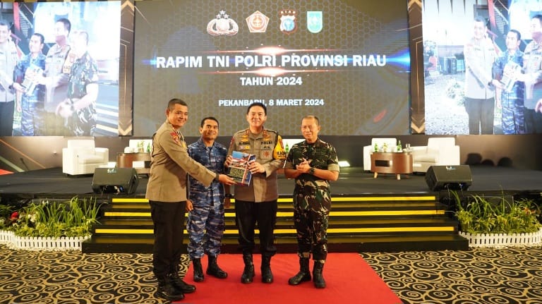 Foto Ini 4 Isu yang Dibahas Dalam Rapim TNI - Polri 2024 di Riau