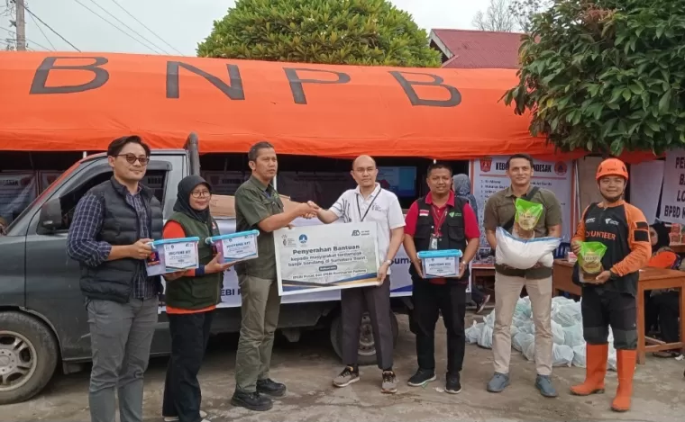 IPEBI Pusat dan IPEBI Komisariat Padang Bantu Penyintas Banjir Sumbar