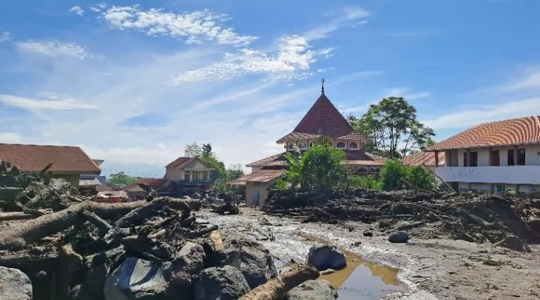 Korban Banjir Lahar Hujan Sumatra Barat Mencapai 43 Orang