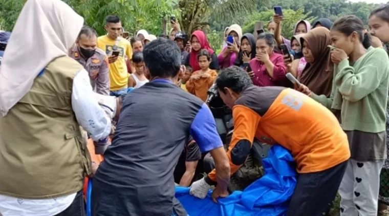 Mayat Mengapung di Batang Ombilin, Diduga Korban Banjir Lahar Dingin Marapi