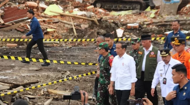 Presiden Tegaskan Pemerintah Bantu Relokasi Korban Banjir Sumbar