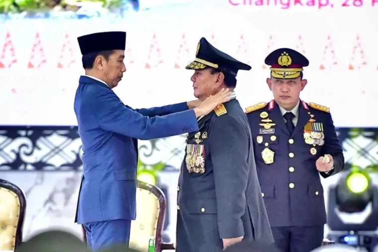 Prabowo dapat gelar Jenderal Kehormatan. (Foto: Kompascom)