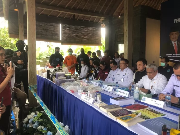 Badan Narkotika Nasional (BNN) membongkar laboratorium narkoba di Desa Kelusa, Kecamatan Payangan, Kabupaten Gianyar, Bali, Selasa, 23 Juli 2024. (Foto: MetroBali)