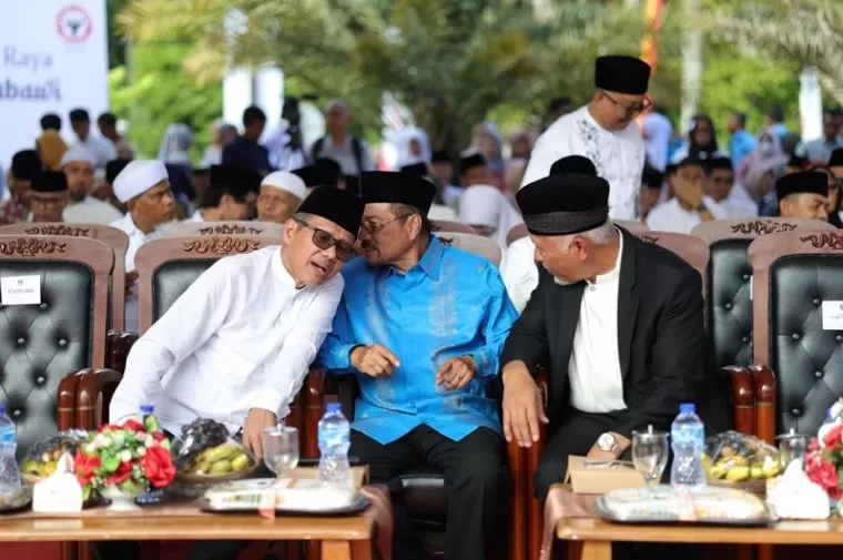 Masjid Raya Sumbar antara Mahyeldi, Irwan Prayitno dan Gamawan Fauzi