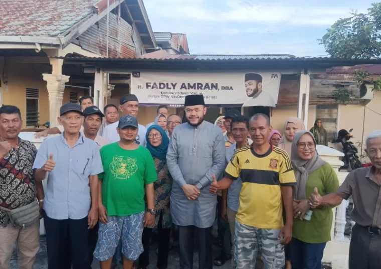 Masyarakat Siteba Antusias Sambut Fadly Amran