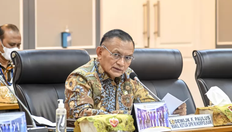 Wakil Ketua DPR Lodewijk F Paulus. (Foto: Emedia DPR RI)