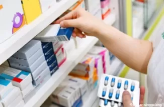 Menjamin Keamanan dan Mutu Obat: Farmasi Berperan Penting dalam Kesembuhan Pasien.