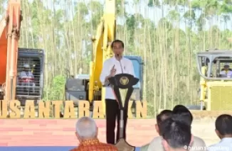 Presiden Joko Widodo (Jokowi) berkantor untuk pertama kalinya di Ibu Kota Nusantara (IKN), Penajam Paser Utara, Provinsi Kalimantan Timur pada Senin, 29 Juli 2024. (Foto: VOA)