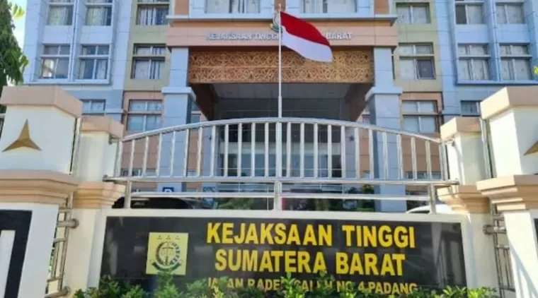 Berkas Perkara Dugaan Korupsi Alat Praktik SMK Dinas Pendidikan Sumbar Rampung