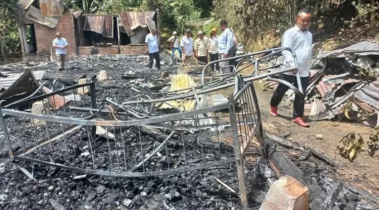 Dua Rumah Hangus Terbakar di  Sawahlunto, Begini Kronologinya