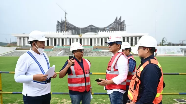 Telkomsel sebagai penyedia layanan telekomunikasi digital terdepan di kawasan menegaskan kembali komitmennya yang terinspirasi oleh Semangat Indonesia dan sejalan dengan visi serta misi Perusahaan, menghadirkan teknologi 5G Standalone (5G SA) pertama di