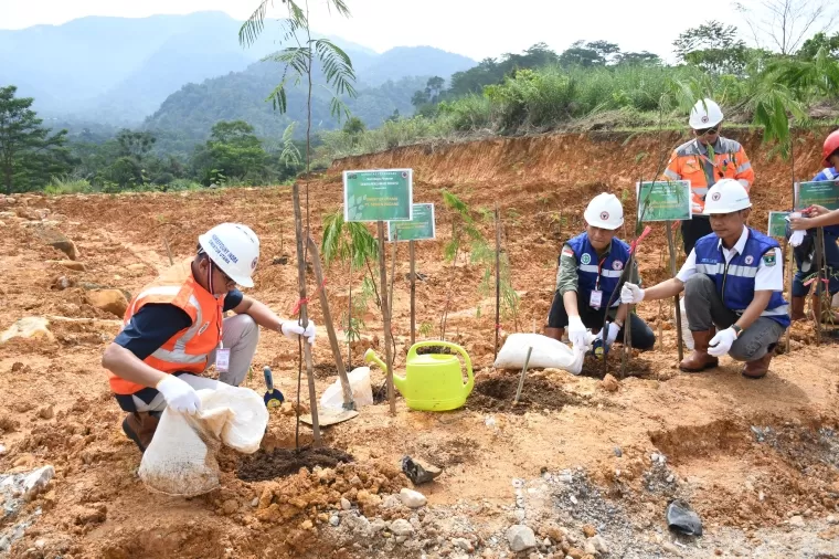 PT Semen Padang resmikan Taman Reklamasi Padayo di areal Izin Usaha Pertambangan (IUP) Padayo seluas 88 hektare, Kelurahan Indarung, Kecamatan Lubuk Kilangan, Kota Padang, Rabu (21/8/2024).Ist