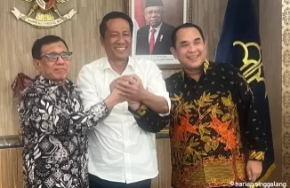 Menteri Hukum dan HAM, Supratman Andi Agtas, menjembatani upaya rekonsiliasi di tubuh Persatuan Wartawan Indonesia (PWI) yang diwakili oleh dua tokohnya, Hendry CH Bangun dan Zulmansyah Sekedang.