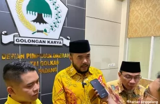 Fadly Amran dan Maigus Nasir silaturahmi ke Kantor DPD Partai Golkar Padang. (Ist)