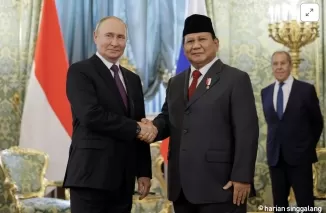 Menhan sekaligus Presiden terpilih RI, Prabowo Subianto bertemu Presiden Rusia, Vladimir Putin, di Istana Kremlin, Moskow, Rabu, 31 Juli 2024. (Foto: Infobanknews)