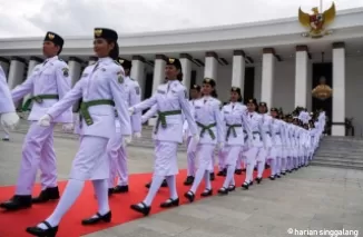 Paskibraka yang bertugas di HUT ke-79 Republik Indonesia di Ibu Kota Nusantara (IKN). (Foto: detikcom)