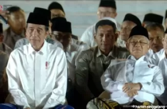 Presiden Joko Widodo (Jokowi) menyampaikan, permintaan maaf atas semua kekhilafan selama memimpin Indonesia. (Foto: Jawa Pos)