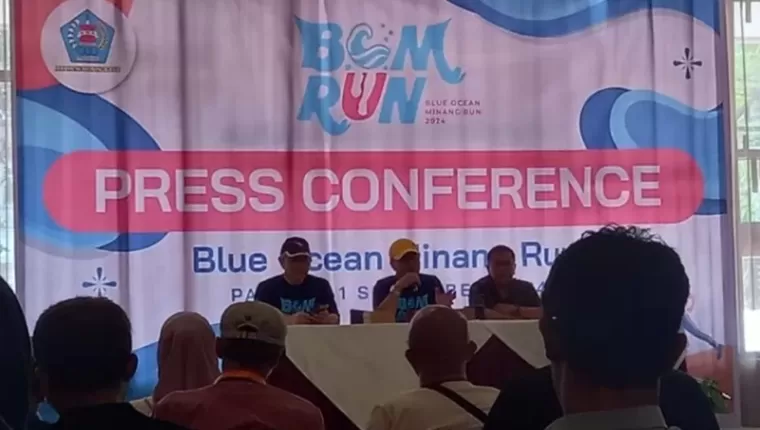 Peringati HUT ke-43 Ikasmantri, Alumni SMA 3 Padang Gelar Blue Ocean Minang Run