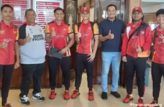 SEPAKTAKRAW - Inilah tim sepaktakraw Sumbar yang akan berlaga di PON XXI Aceh-Sumut 2024. (ist)