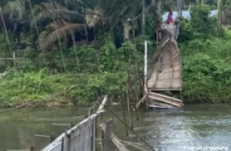 Kondisi Jembatan Gantung setelah ambruk.(ist)