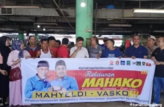 Pedagang Pasar Raya Padang Dukung Mahyeldi-Vasko