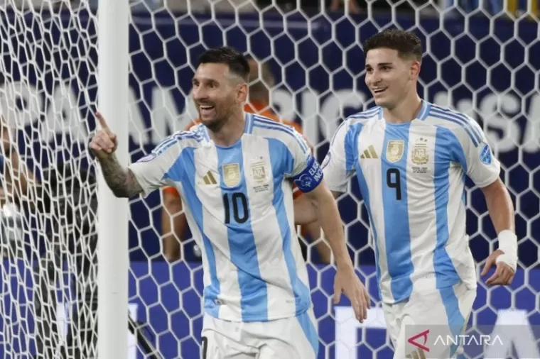 Argentina Tundukkan Bolivia 6-0, Messi Hattrick