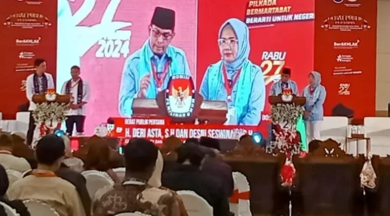 Debat Paslon Wako Sawahlunto:  Deri Asta Perteguh Pro Rakyat, Riyanda Membangun Kerja Cepat